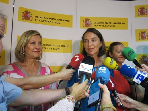 La consejera de Economía y Hacienda, Pilar del Olmo, y la ministra de Industria, Comercio y Turismo, Reyes Maroto, se reunieron con empresarios interesados en MADE / Foto: Europa Press