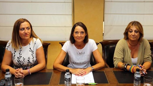 Virginia Barcones, Reyes Maroto y Teresa López se reúnen con los trabajadores de Made / Ical