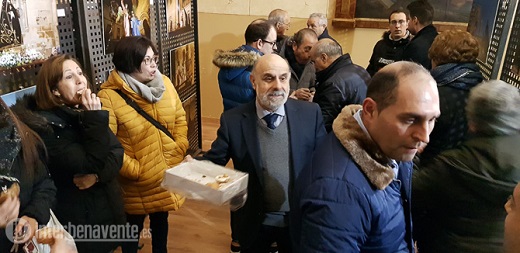 La Ermita Nuestra Señora del Amparo de Medina del Campo acogió hoy la presentación de nuestra Semana Santa.