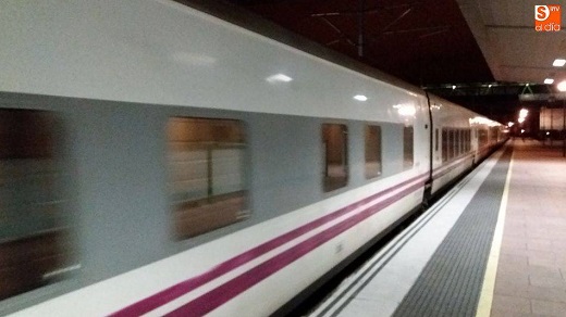 Un tren llamado Sud Express. Transportador de sueños durante 130 años, los problemas crecen para el último de los grandes expresos europeos.