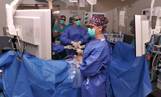 Operación por cirugía laparoscópica en el Hospital Comarcal de Medina del Campo