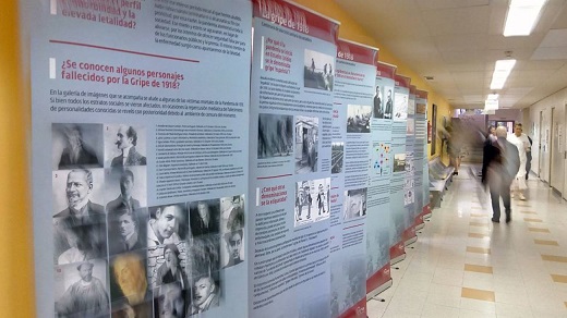Paneles que dan forma a la exposición sobre la gripe en el Hospital de Medina del Campo / Cadena Ser