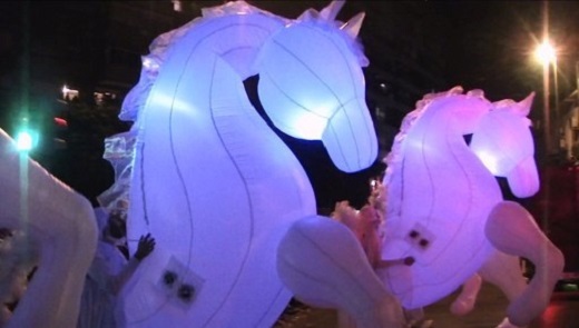 Caballos Luminosos