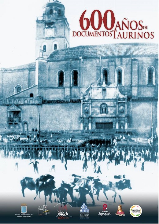 Aquí os dejamos el cartel conmemorativo de los 600 años de documentos taurinos. Se trata de una fotografía propiedad del Archivo documental del Museo de las Ferias y que representa un momento de los encierros medinenses a principios del siglo XX ¿qué os parece?