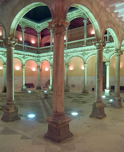 Patio interior del Palacio de Dueñas de Medina del Campo