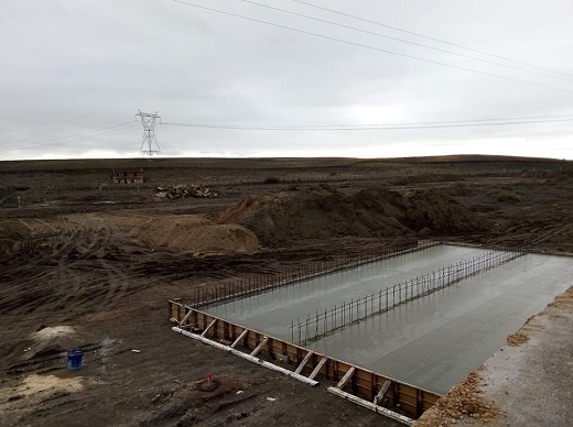 Trabajos que se están llevando a cabo en lo que será una nueva infraestructura para los transportistas. / P. G.