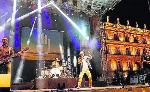 Concierto de Efecto Pasillo el pasado año en Salamanca. / M.A.L.