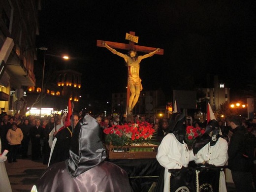 Medina del Campo: En el Via Crucis popular, silencio rotundo y poca gente
