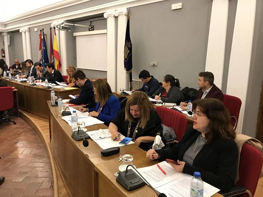 El pleno del Ayuntamiento medinense aprobó el pago de facturas pendientes / Cadena SER