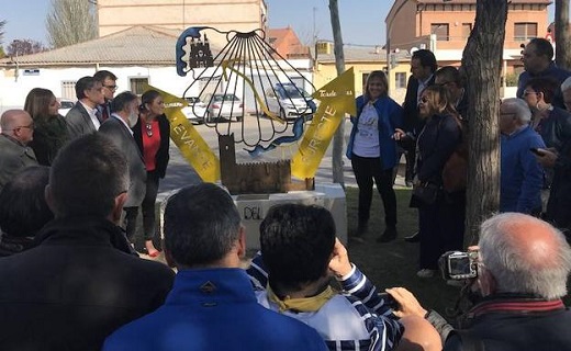 Inauguración del monumento al peregrino en Medina del Campo. / PATRICIA GONZÁLEZ
