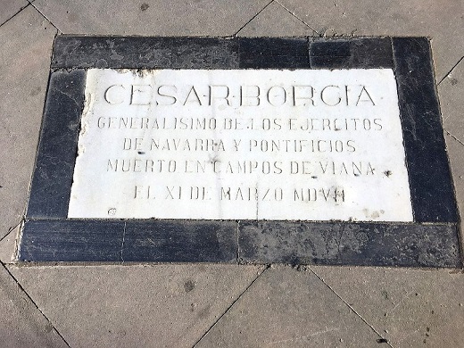 Lápida de la tumba de César Borgia/Imagen: Pathferrero en Wikimedia Commons