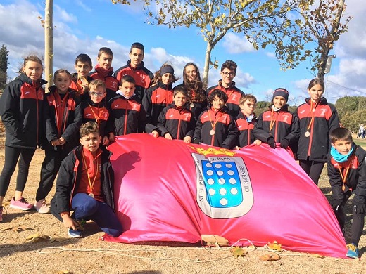 El Club de Atletismo Castillo de la Mota consigue 3 oros, 2 platas y 5 bronces.