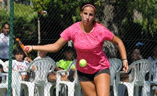 Isabel Adrover, durante la final ante Isabel Iglesias.