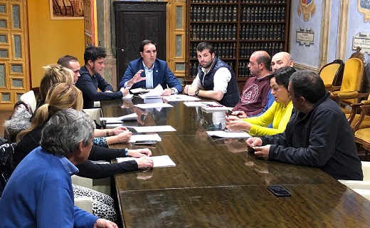 Representantes municipales, en la reunión de ayer.