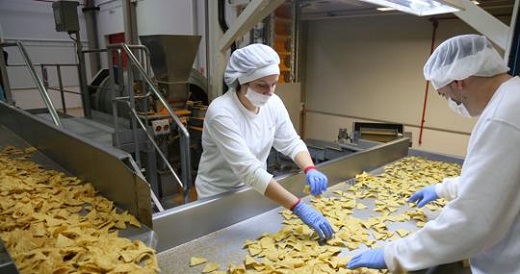 Interior de la fábrica de Ibersnacks, con 400 empleos - ICAL