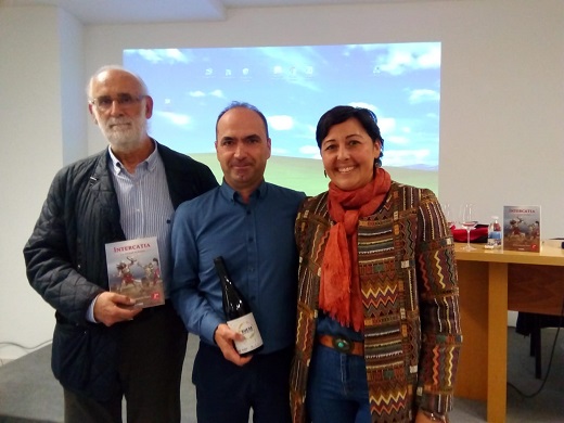 Luis Gil, presidente de la Asociación Amigos del Museo de las Feria y del Patrimonio de Medina del Campo y Javier Abarquero Moras en la presentación de su libro “Intercatia. La Ciudad Elegida”