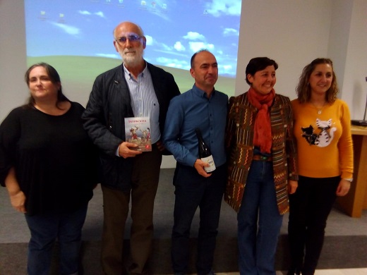 Luis Gil, presidente de la Asociación Amigos del Museo de las Feria y del Patrimonio de Medina del Campo y Javier Abarquero Moras en la presentación de su libro “Intercatia. La Ciudad Elegida”