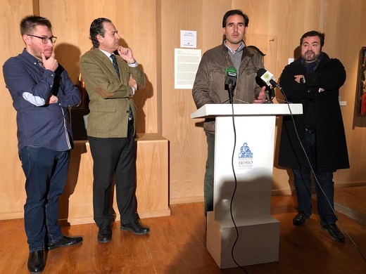 Han asistido a la presentación de la "Pieza Destacada", José María Magro en representación del Ayuntamiento de Medina del Campo, D. Antonio Sánchez del Barrio, Director del Museo de las Ferias, Carlos García, presidente de la Junta de Semana Santa y Guzmán Gómez Alonso, actual alcalde de la localidad de Nava del Rey y candidato a la alcaldía de Medina del Campo.