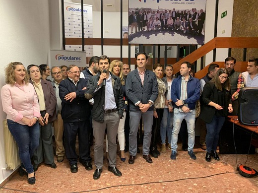 La candidatura popular en Medina del Campo se presentó ante afiliados y simpatizantes / Cadena Ser