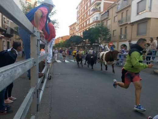 Escucha desde cualquier dispositivo móvil los encierros de San Antolín con Onda Medina del Campo.