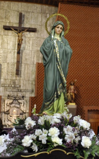 Virgen de la Esperanza (Taller madrileño de Belloso, 2010)