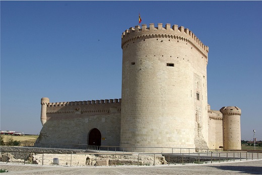 Castillo de Arévalo © David Pérez (DPC), Wikimedia Commons, Licencia cc-by-sa-4.0