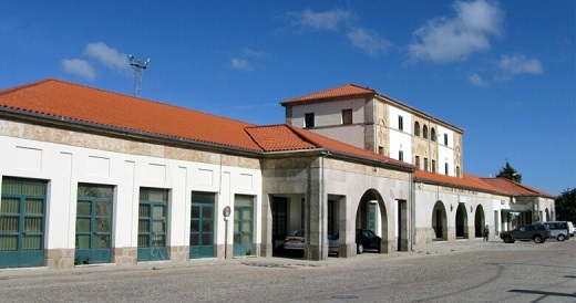  Estación de tren de Fuentes de Oñoro. Foto. Wikipedia.