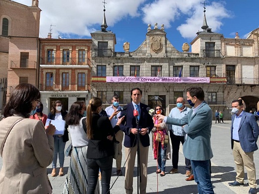 El Ayuntamiento de Medina muestra su apoyo a la Plataforma Corredor Atlántico