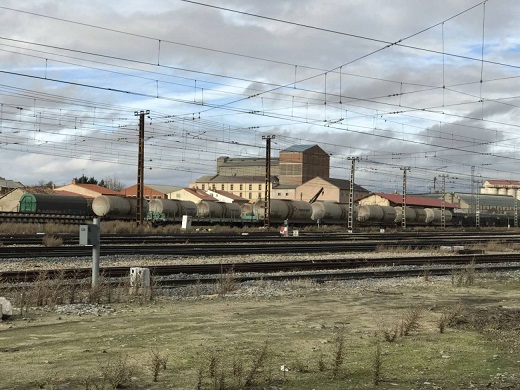 Red ferroviaria a su paso por la estación de Medina del Campo. /
P. G.
