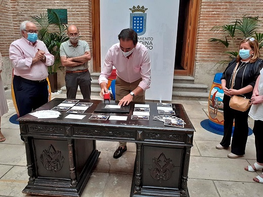 Presentación del Matasellos conmemorativo del V Centenario de La Quema de Medina