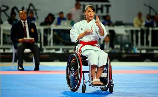 Fernández también se prepara para convertirse en campeona paralímpica de piragüismo. / WORLD KARATE FEDERATION