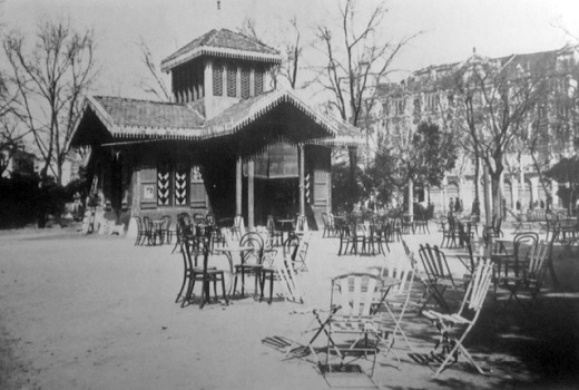 “chalet” de inspiración tirolesa que hubo en la entrada del Campo Grande de Valladolid