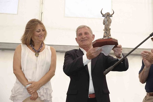 El CUCO recibió un premio por su trayectoria hace un par de años en la feria de espectáculos taurinos tradicionales. Foto: FERMÍN Rodríguez