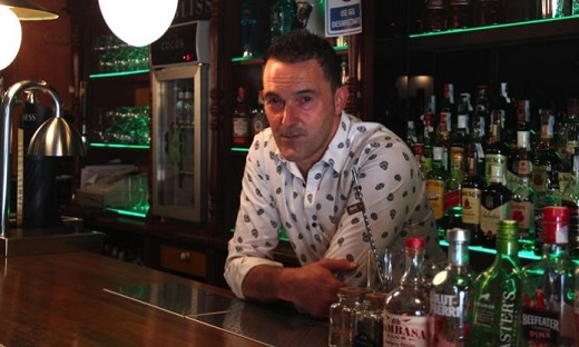 Julio Rivera, dueño del Coco’s Bar: “Si esto dura mucho tiempo, nos obligarán a cerrar”