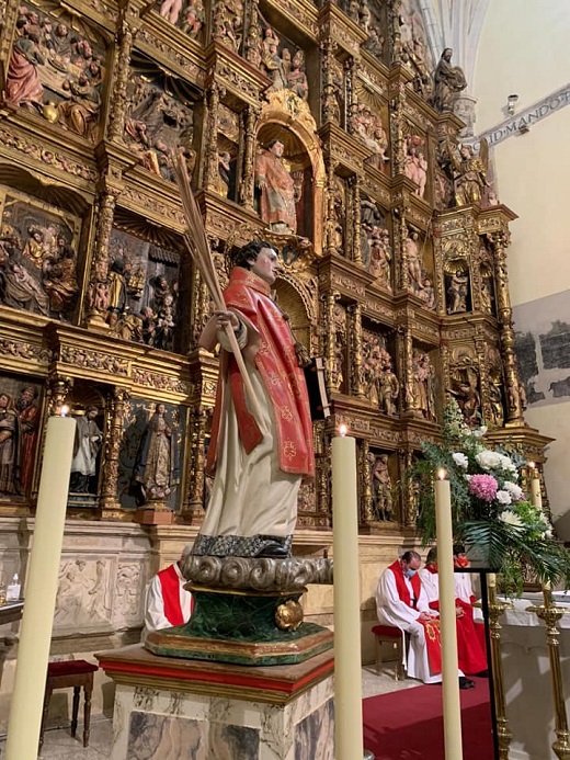 El presidente de la Diputación de Valladolid, Conrado Íscar, acompaña al alcalde de Medina del Campo, Guzman Gómez, en las fiestas patronales de la localidad vallisoletana/Foto: Diputación de Valladolid