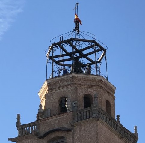 Torre de la iglesia colegiata de San Antolín de Medina del Campo
