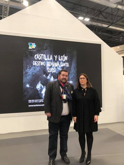 La Junta de Semana Santa de Medina del Campo y el Centro Cultural San Vicente Ferrer presentes en FITUR.