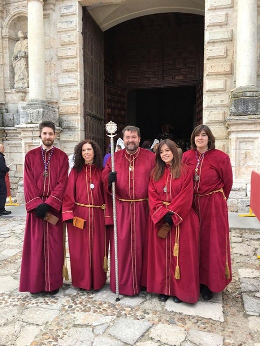 Domingo de Resurrección. Termina esta Semana Santa tan atípica y, espero, que irrepetible porque no queremos vivir esta pesadilla otra vez.