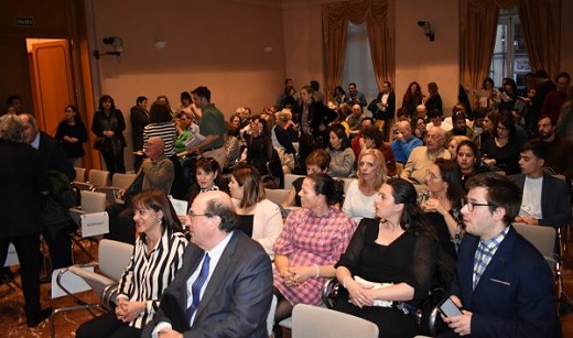 Presentación de la 33 Ss asistentes unos minutos antes de la rueda de prensa para la presentación de la nueva edición de Medina del Campo.