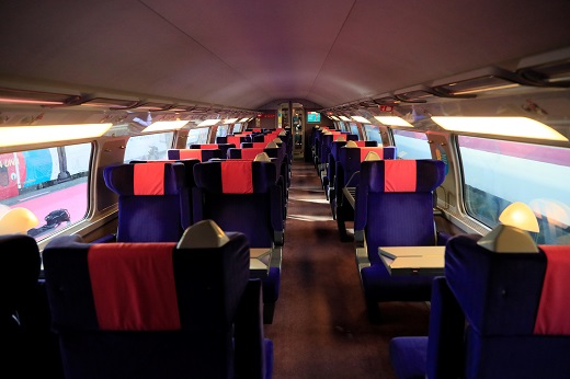 Interior de los trenes Ouigo Fernano Alvarado/ / EFE