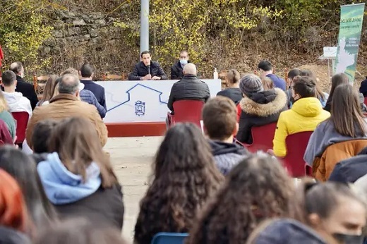 Conrado Íscar en el encuentro en el que han estado presentes jóvenes de 150 municipios de ValladolidDIP. VALLADOLID