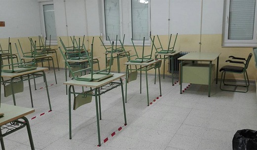 Un aula del colegio Clemente Fernández de la Devesa de Medina del Campo es puesta en cuarentena