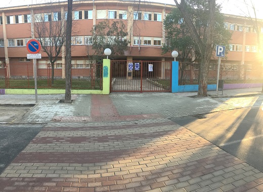 Acceso funcional al colegio Ceip Obispo Barrientos de Medina del Campo