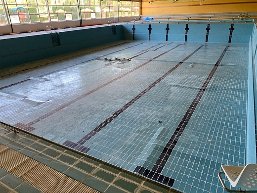 Estado de la Piscina Cubierta de la localidad // Imagen: PSOE Medina del Campo