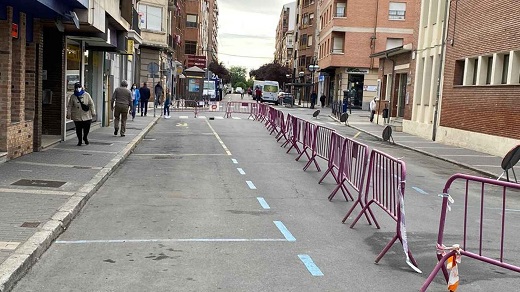 Calle de DSimón Ruiz. Medina del Campo apuesta por la accesibilidad con dos obras en el municipio.