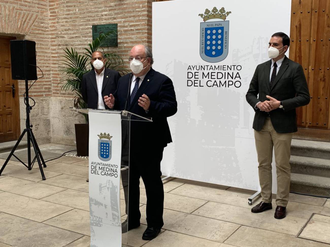 El presidente del Consejo Económico y Social apuesta por la terminal ferroviaria de Medina del Campo / Cadena Ser