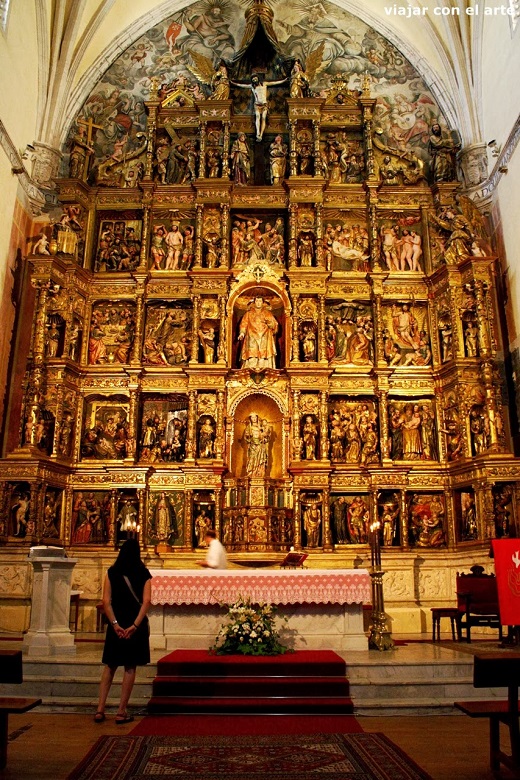 Retablo mayor de la ex colegiata de San Antolín