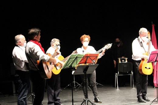 Grupo de guitarras del Centro Obrero Católico. Pregón de Juan José García Galindo, Navidad 2021