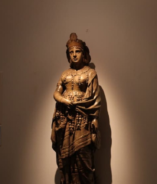 La auténtica Diosa del Poderío descansa ya en el Museo de las Ferias”.