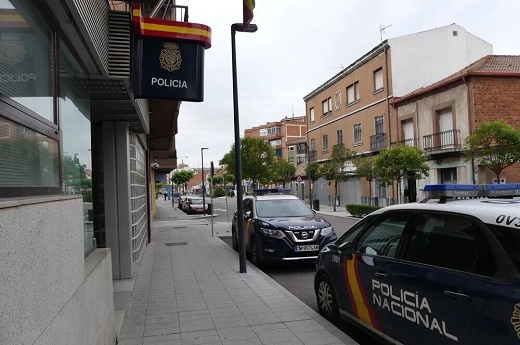 Coches del Cuerpo Nacional de Policía en Medina del Campo.